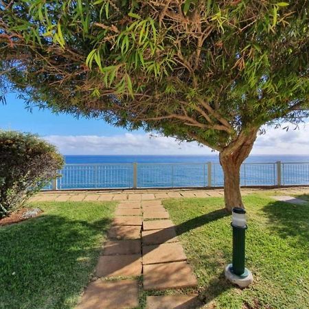 Sunrise Glances & Free Parking Apartment Funchal  Bagian luar foto
